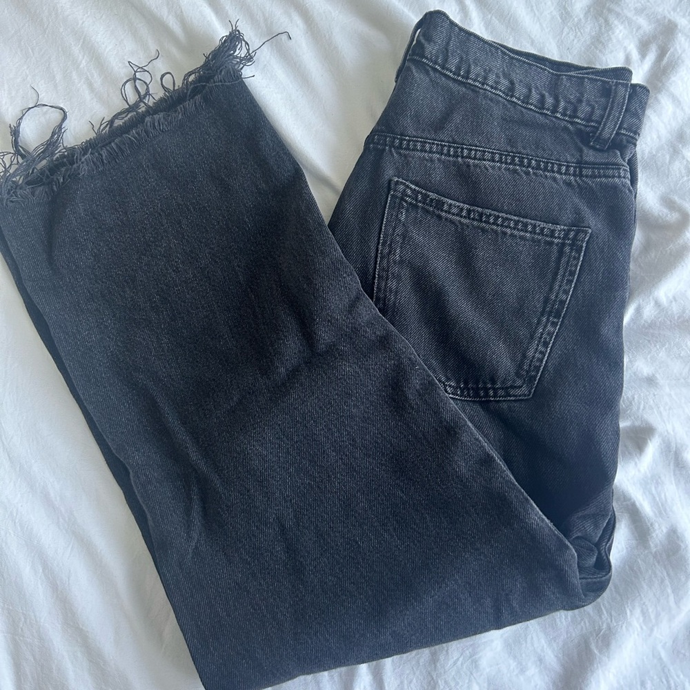 Black Zara jeans